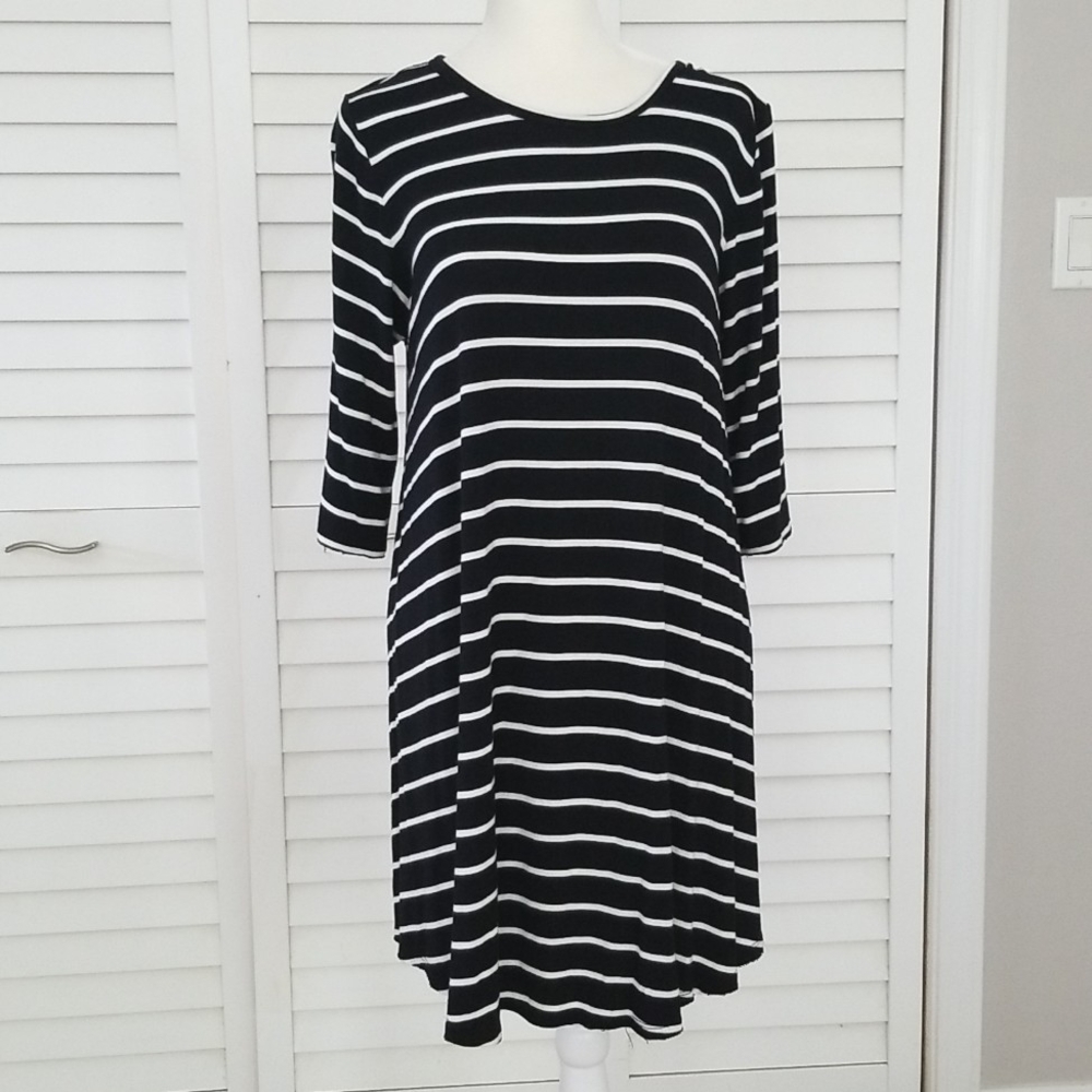 Abercrombie & Finch Dress (M)